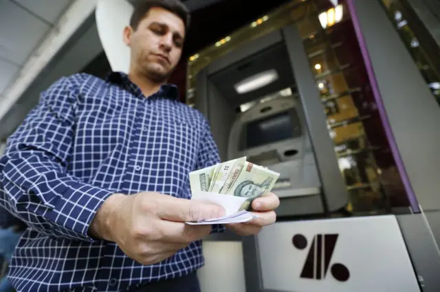 علت اجرای این طرح "وجود تورم مزمن" و مشکلات ناشی از "کاهش قدرت خرید واحد پول ملی" اعلام شده است