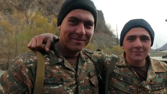 Аммо бу ёшлар учун 6 ҳафталик урушнинг якунига етгани таскин беради