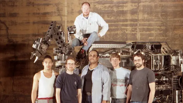 Red Whittaker ve ekibi At robotla