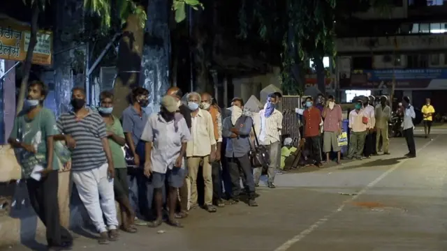 हर्ष आणि हीना मांडविया