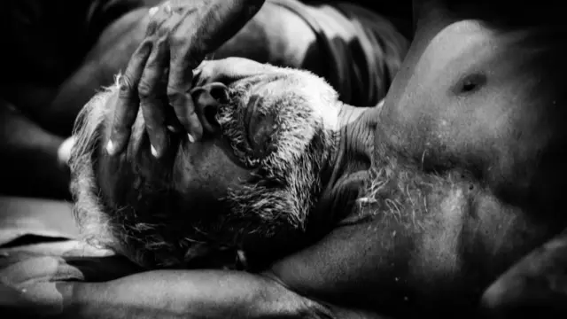 விவசாயிகளின் துயரம்