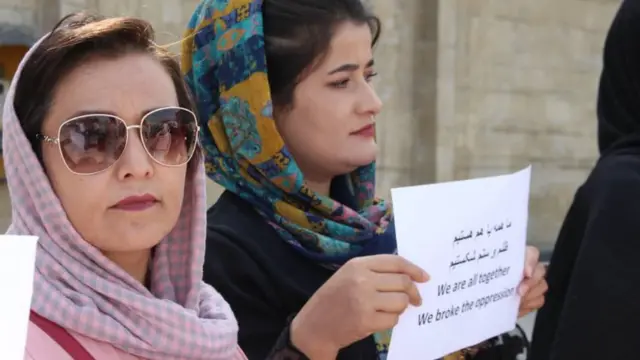 ज़ोलिया पारसी