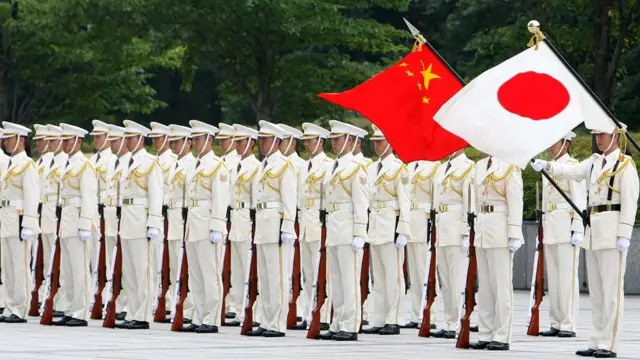 中国和日本国旗