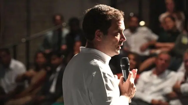 જર્મનીમાં ભાષણ આપી રહેલા રાહુલ ગાંધી