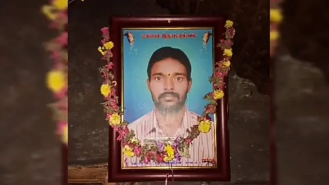 காயத்ரியின் தந்தை