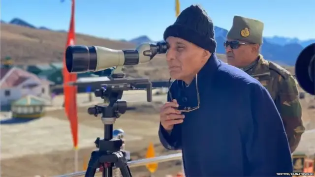 रक्षा मंत्री राजनाथ सिंह