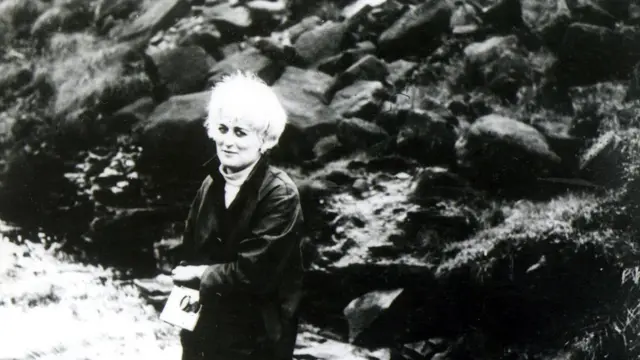 যুক্তরাজ্যে শিশু ধর্ষণ এবং হত্যার ইতিহাসে একটি ভয়াবহ নাম 'মোরস মার্ডারার' ময়রা হিন্ডলি।