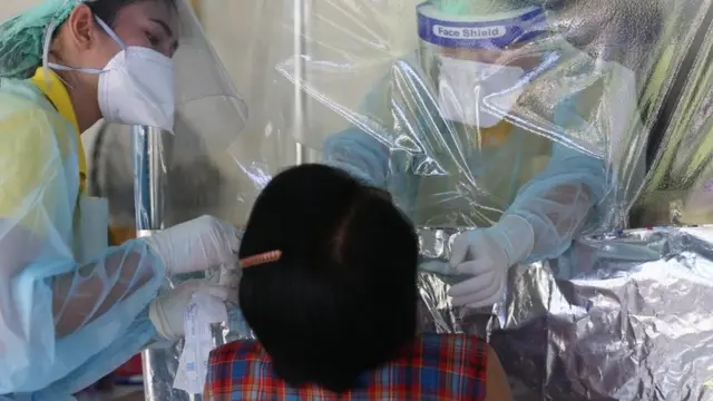 การตรวจโรค