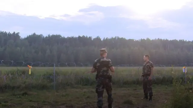 Помощь литовским пограничникам оказывают армия, пограничники соседних стран и Европейское агентство по охране границ Frontex