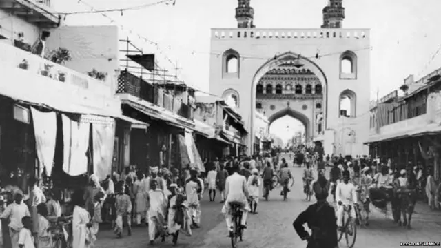 मेहदी आणि एलेन हैदराबादमधील सत्ता केंद्र होतं.