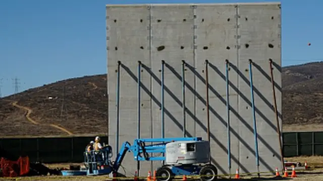 మెక్సికో వాల్