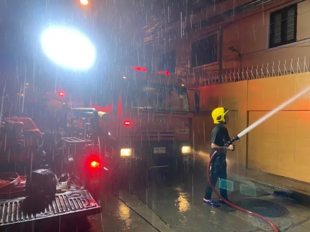 ไฟไหม้ใกล้สถานทูตเยอรมัน