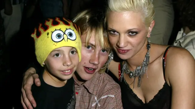 শিশু অভিনেতা জিমি বেনেটের সঙ্গে একটি ছবিতে মায়ের ভূমিকায় অভিনয় করেছিলেন আসিয়া আর্জেন্টো