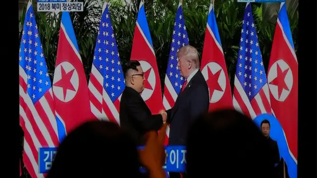 نیویارک کې لارویانو د ټرمپ او کیم جونګ اون رسمي مخامخېدل کتل. دا لیدنه او خبرې امریکا کې هم د خبرونو سرټکی وګرځېدې.