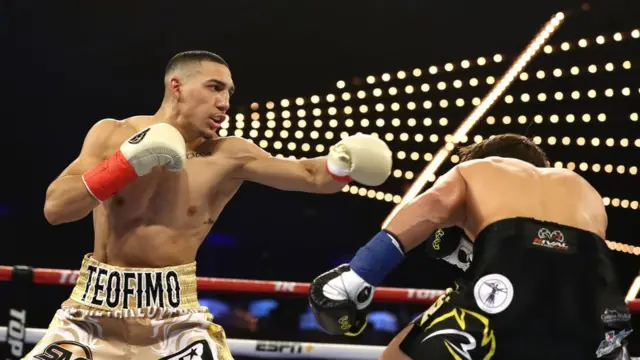 Теофымо Лопез