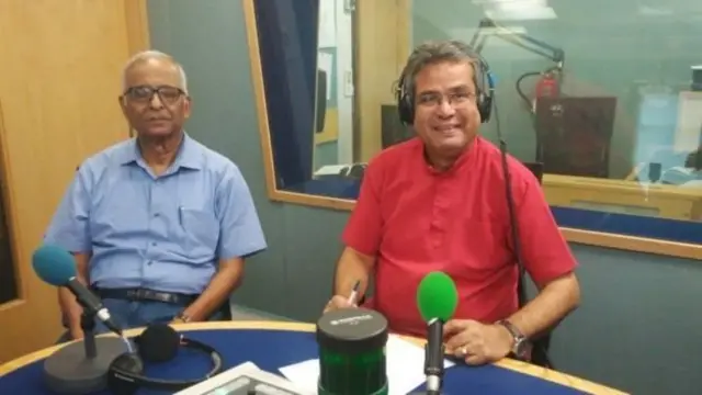 முன்னாள் கூடுதல் மேஜர் ஜனரல் வி கே சிங் உடன் ரெஹான் ஃபசல்