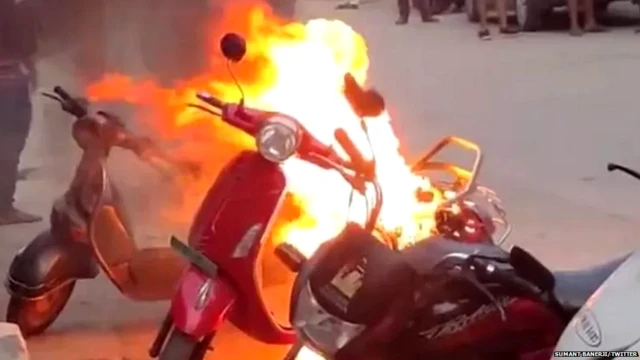 ਇਲੈਕਟ੍ਰਿਕ ਸਕੂਟਰ ਨੂੰ ਲੱਗੀ ਅੱਗ