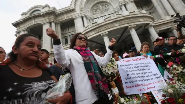 Homenaje a Juan Gabriel en Bellas Artes