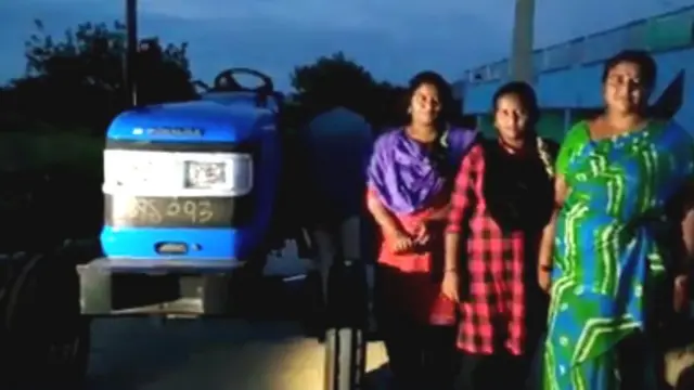 సోనూ సూద్ బహూకరించిన ట్రాక్టర్‌