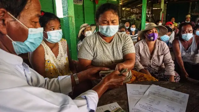 ဒဂုံမြို့သစ် ဆိပ်ကမ်း မြို့နယ်မှာ ထောက်ပံ့ကြေး ပြီးခဲ့တဲ့ သီတင်းပတ်မှာ စတင်ပေးခဲ့
