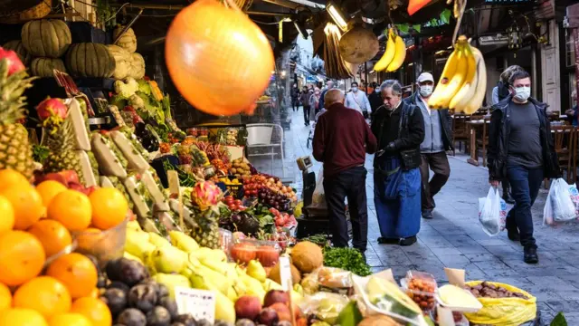 Pasar di Istanbul, Turki