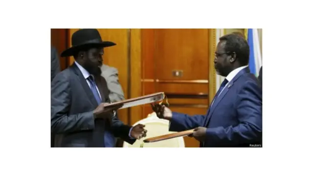 Rais Salva Kiir na Riek Machar waliposaini makubaliano ya amani