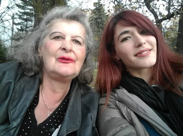 Софія Бенза і її бабуся