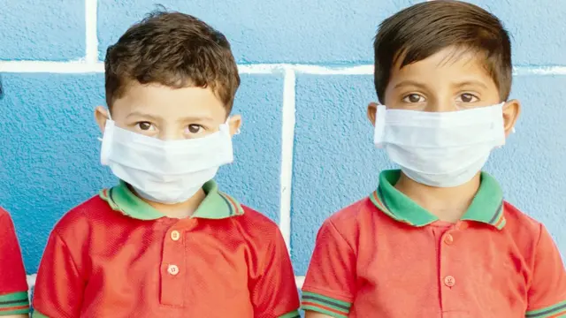 আইডেনটিক্যাল টুইন বা একই ডিম্বাণু থেকে জন্ম নেয়া শিশুরা একই লিঙ্গের হয়।