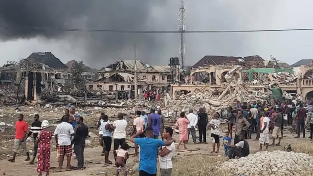 Ọpọlọpọ ile alarambara lo wo, jona lasiko ibugbamu naa