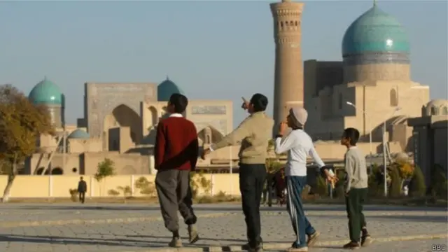 Yosh qizlar bilan porno Anna Lorakning erotik fotosurati