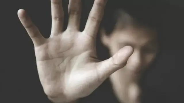 મારી સગી માં વેશ્યાવૃત્તિ કરાવતી, મને 12 લાખમાં વેચવાની હતી