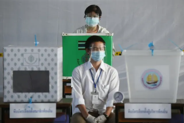 คูหาเลือกตั้ง