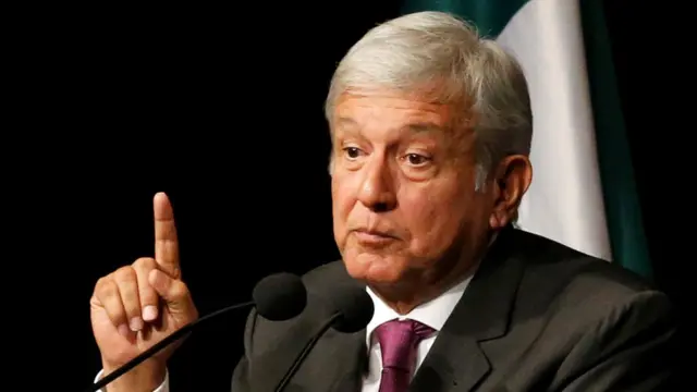 Andrés Manuel López Obrador en un discurso