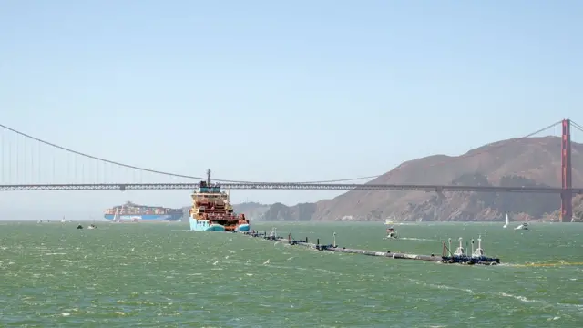 प्लास्टिक संकट