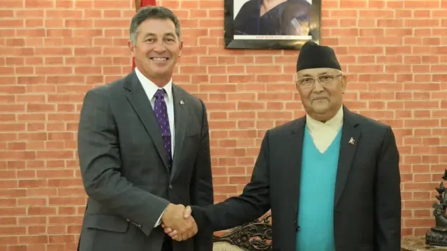 बेरी र ओली फाइल फोटो