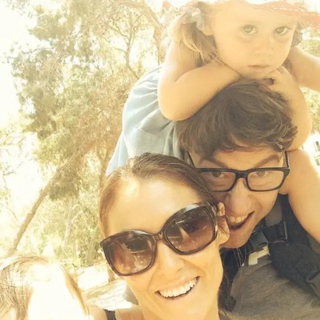 Jozef Wallis, and family