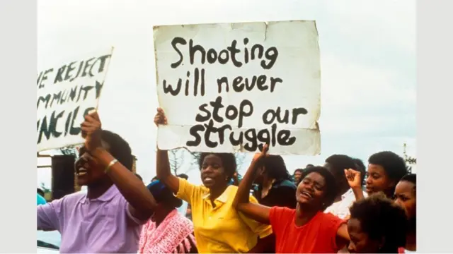 Mapantsula filmi, Güney Afrika