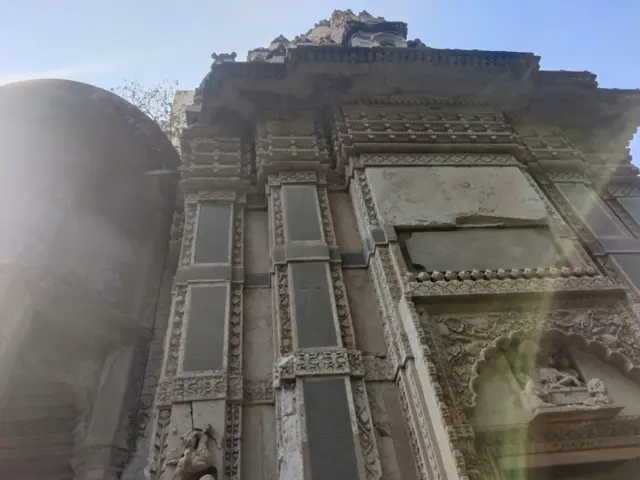 ప్రేమ నివేదన రూపం