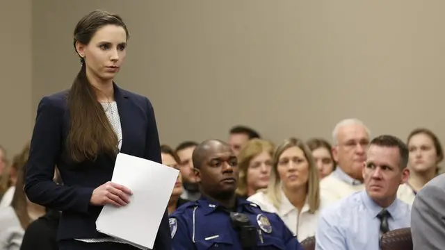 Рейчел Денхолландер