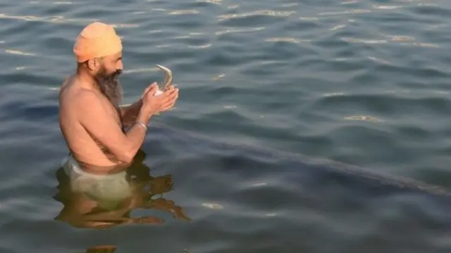 कनाडा में सिखों के हाथ आई सत्ता की चाबी