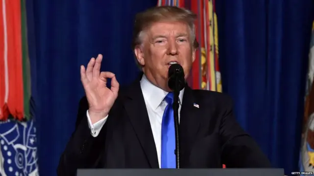 डोनाल्ड ट्रंप