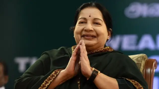 போயஸ் தோட்ட இல்லத்தில் நுழைய தீபா முயற்சியால் பதற்றம்