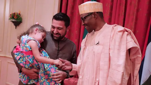 Maya mai shekara uku, ta isa fadar shugaban ne tare da mahaifinta