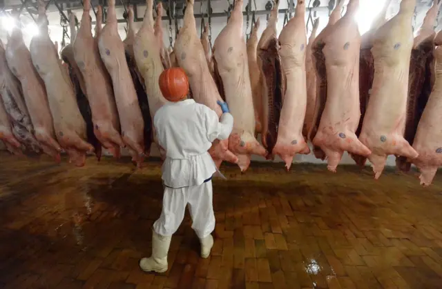 Свиньи на бойне