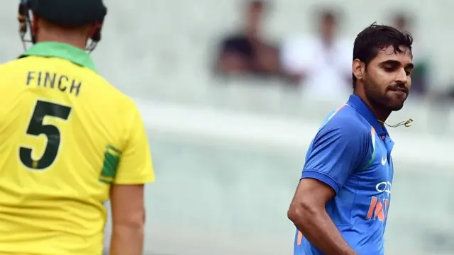 புவனேஸ்வர்குமார்