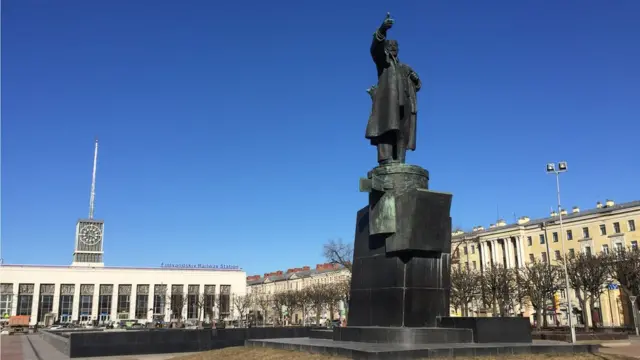 Памятник Ленину, Финляндский вокзал, Санкт-Петербург