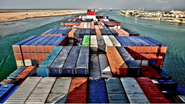 स्वेज नहर