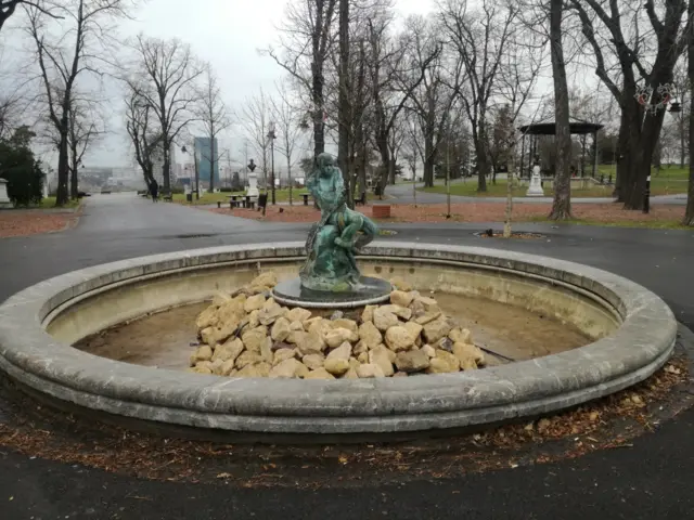 skulptura, Zlosrećni ribar