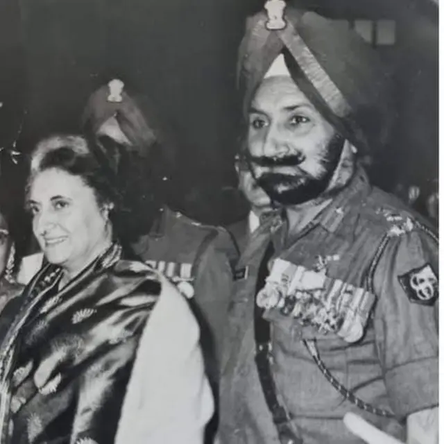 इंदिरा गांधी के साथ एचएस क्लेर