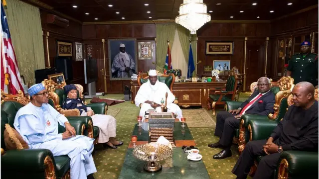 Shugaban Gambia Yahya Jameh da Muhammadu Buhari na Najeriya da John Mahama na Ghana